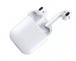 Apple AirPods with Wireless Charging Case