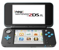 Nintendo 2DS XL w/ Mario Kart 7 Pre-installed Black & Turquoise